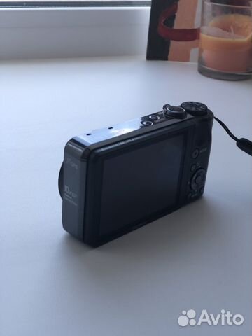 Цифровой фотоаппарат Sony Цифровой фотоаппарат Sony