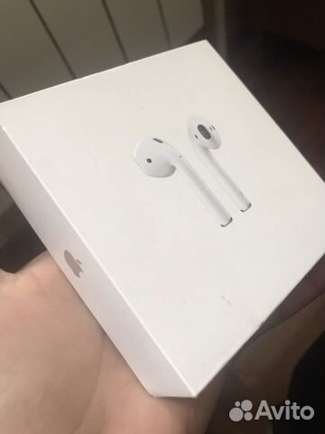 Наушники AirPods