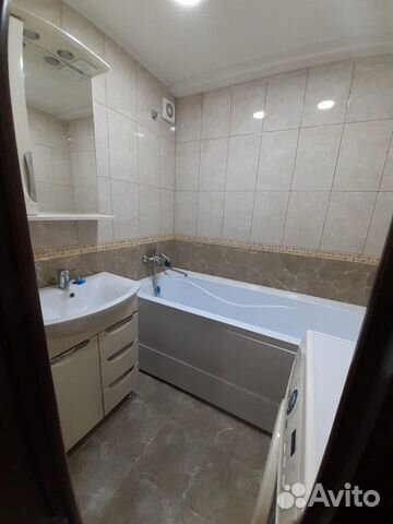 2-к квартира, 60 м², 1/9 эт.