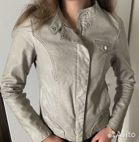 Куртка бежевая Куртка бежевая