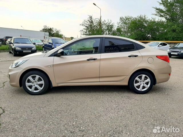 Hyundai Solaris 1.4 AT, 2011, 100 000 км