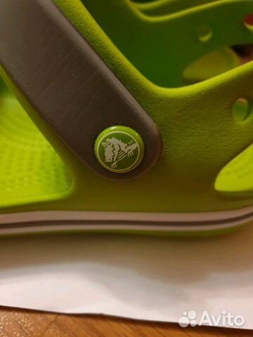 Сандалии crocs C13 салатовые новые Сандалии crocs C13 салатовые новые