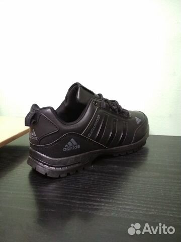 Кроссовки Adidas черные кожаные (41-45) Кроссовки Adidas черные кожаные (41-45)