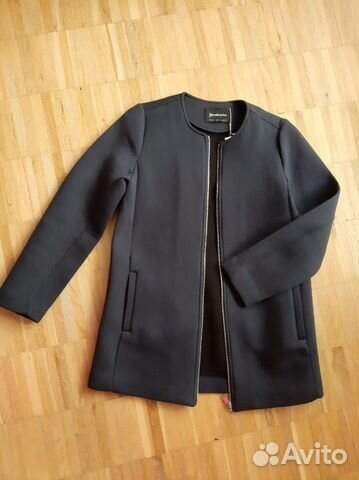 Новое лёгкое пальто Stradivarius р-р M-L