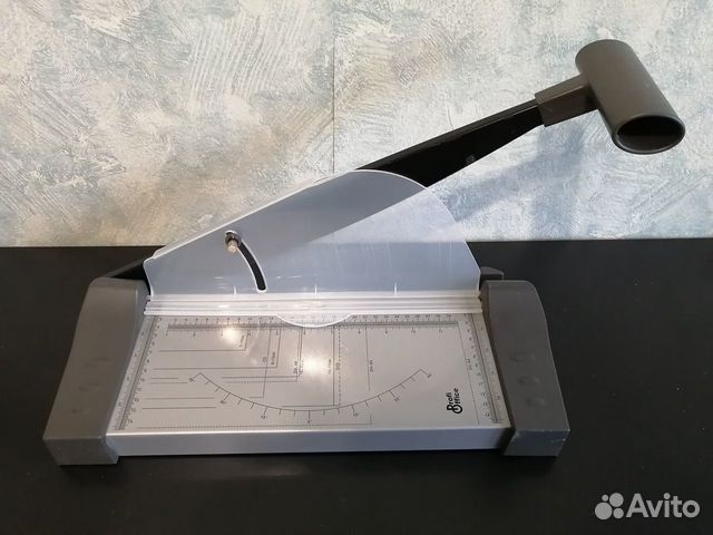 Резак для бумаги сабельный ProfiOffice Cutstream 2 Резак для бумаги сабельный ProfiOffice Cutstream 2