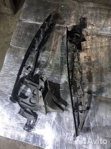 Кронштейн переднего крыла бмв X5 E70 BMW лев прав