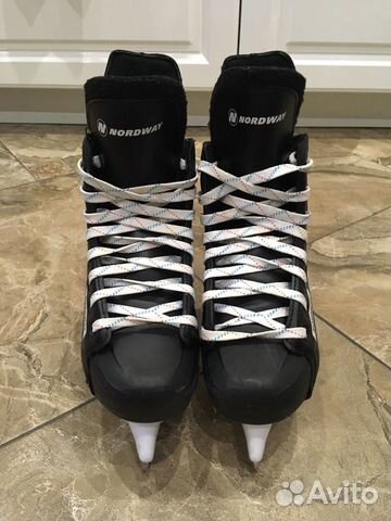 Коньки хоккейные детские 35 р-р Коньки хоккейные детские 35 р-р