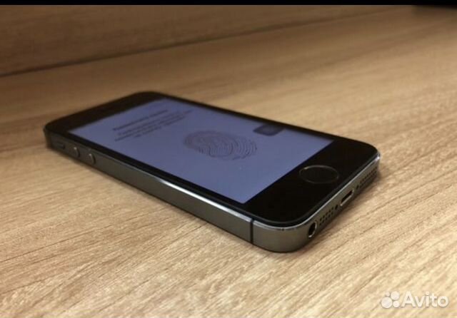 Авито новосибирск телефоны. Iphone 4s. Айфон 4 16 ГБ. Айфон 4s черный. Iphone 4 2013.