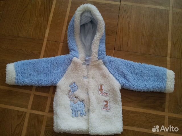 Детская кофта с капюшоном р.80 Детская кофта с капюшоном р.80