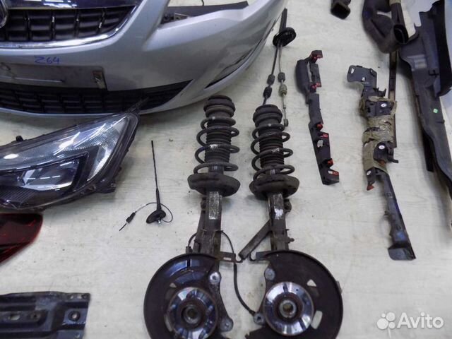 Разбор Opel Astra J 2010