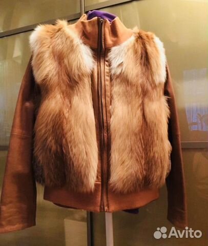 Жилет из Меха лисы/Fur natural как новая Жилет из Меха лисы/Fur natural как новая