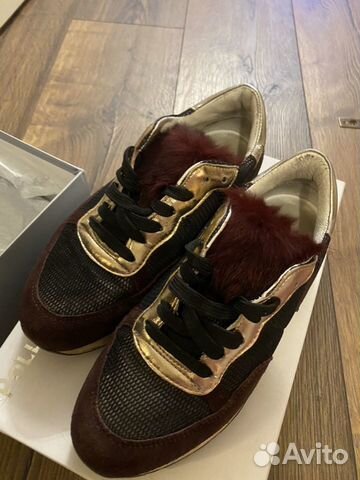 Кроссовки Кроссовки