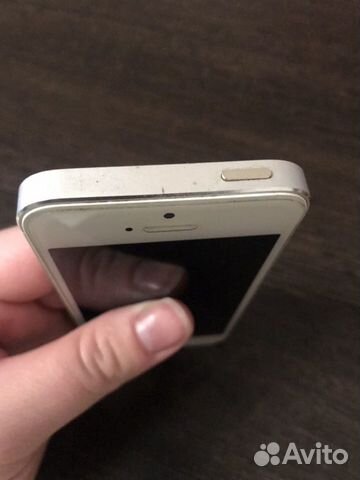 Телефон iPhone 5s 32 Гб Телефон iPhone 5s 32 Гб