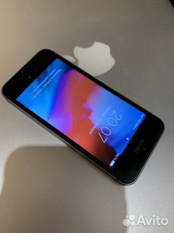 Телефон iPhone 5s Телефон iPhone 5s