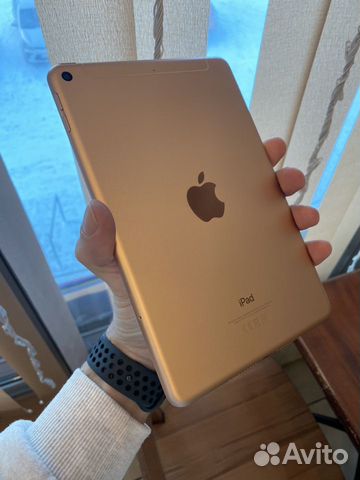 iPad mini 2019 + чехол (LTE)
