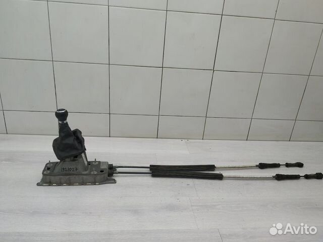 Ручка кулисы МКПП 1K0711061B VW Passat (B6) 2005-2