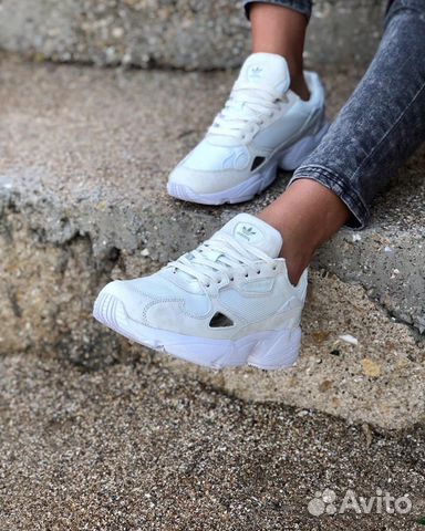 Кроссовки Adidas Falcon Кроссовки Adidas Falcon