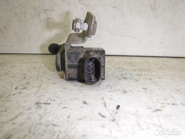 BMW 5 E60 Датчик рег-ки дорожного просвета