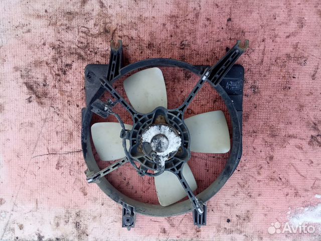 Диффузор вентилятора Мазда Демио 1