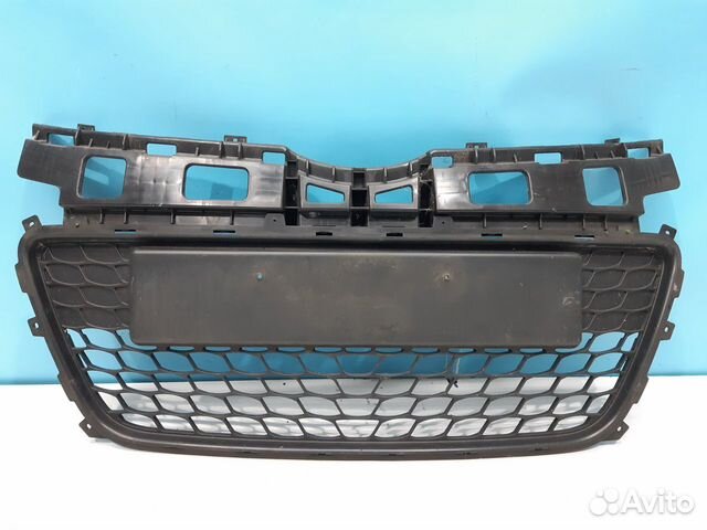 Решетка бампера нижняя Hyundai I30 2007-2010