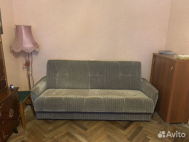 Диван