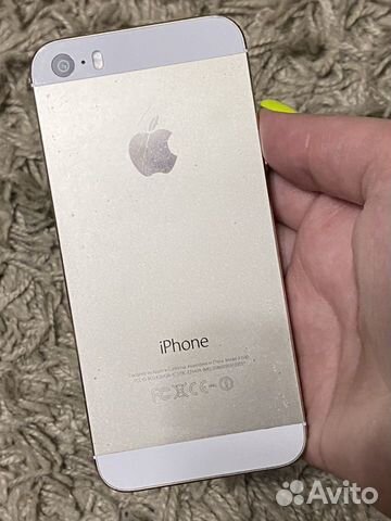 Телефон iPhone 5s Телефон iPhone 5s