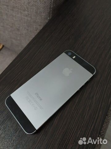 Телефон iPhone 5s 16gb