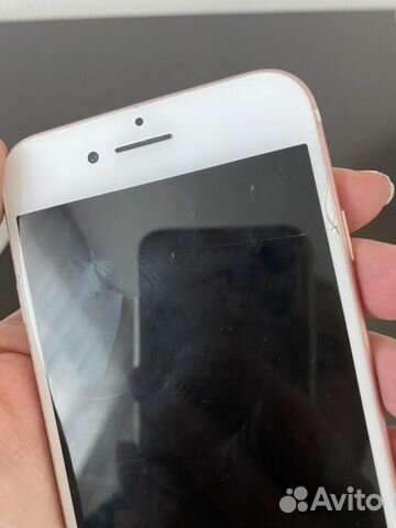 Телефон iPhone 7 Телефон iPhone 7