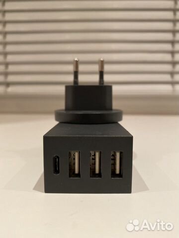 Зарядка Native Union Smart 4 Charger 5.4 A Зарядка Native Union Smart 4 Charger 5.4 A