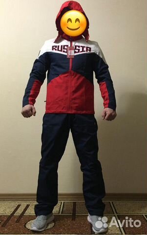 Спортивный костюм Спортивный костюм