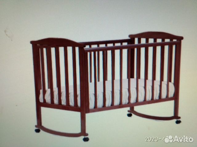 Детская кроватка
