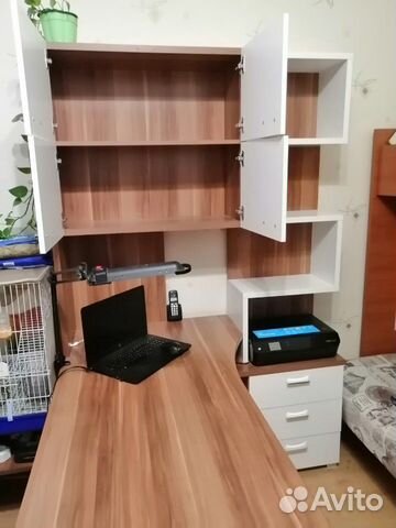 Рабочее место (стол, компьютерный) Рабочее место (стол, компьютерный)