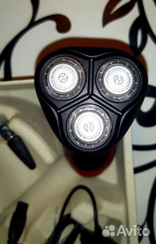 Электрическая бритва philips series1000