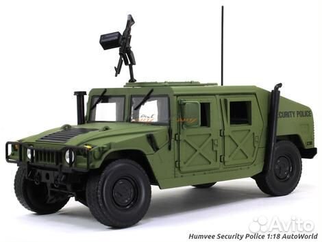 Auto World Hummer (Humvee) 1:18