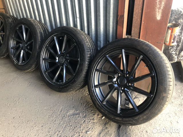Комплект колес в сборе R18 Vossen CVT 5-114,3 Комплект колес в сборе R18 Vossen CVT 5-114,3