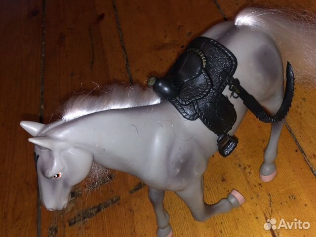 Игрушки лошадь
