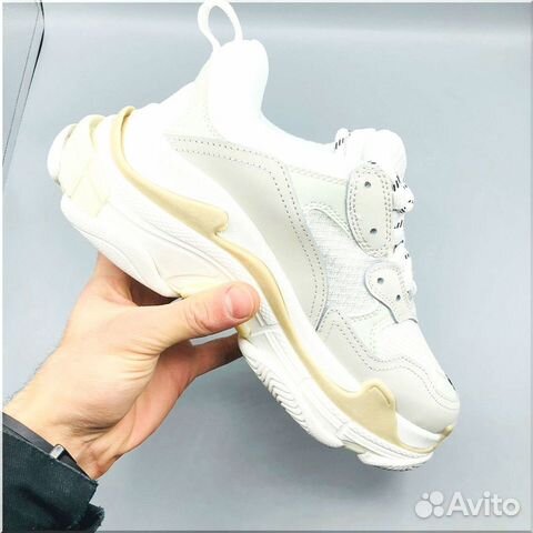 Кроссовки Balenciaga Triple S Кроссовки Balenciaga Triple S