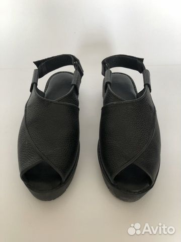 Сандалии из натуральной кожи Сандалии из натуральной кожи