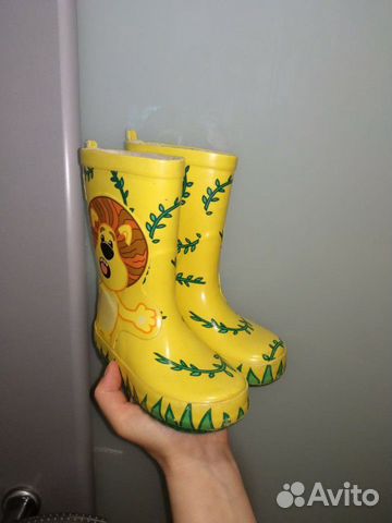 Резиновые сапожки на 24 размер Резиновые сапожки на 24 размер