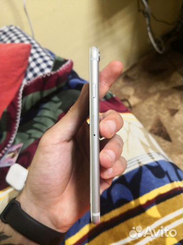 Телефон iPhone Телефон iPhone