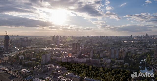 1-к квартира, 53 м², 37/65 эт.