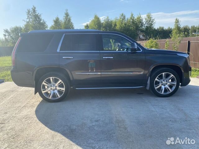 Cadillac Escalade AT, 2015, 100 000 км Cadillac Escalade AT, 2015, 100 000 км