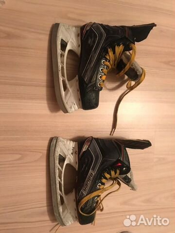 Продаю коньки Bauer Vapor X700 jr 2EE Продаю коньки Bauer Vapor X700 jr 2EE