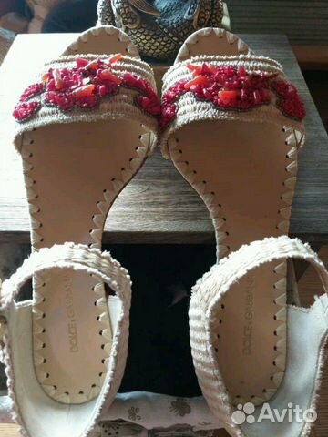 Босоножки dolce gabbana 40р Босоножки dolce gabbana 40р