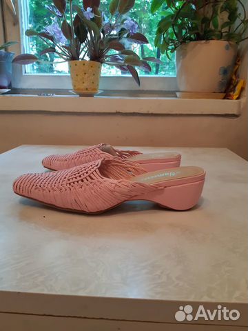 Шлепанцы Шлепанцы