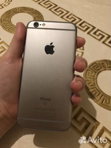 Телефон iPhone 6s