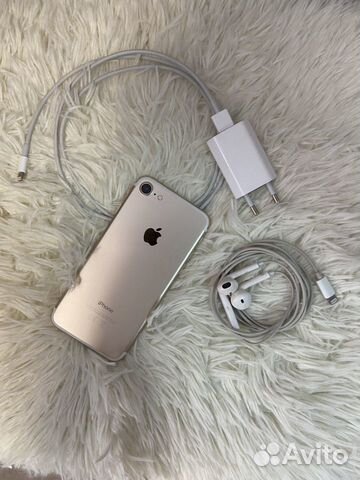 Телефон iPhone 7 32Gb