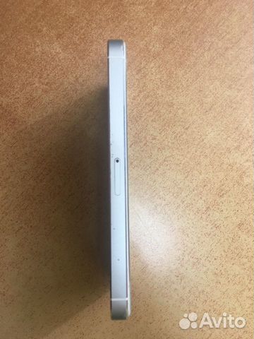 Телефон iPhone 5 32 gb