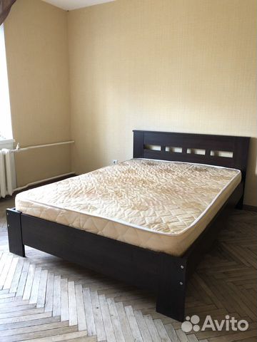 Двуспальная кровать 147х205 с матрасом Двуспальная кровать 147х205 с матрасом