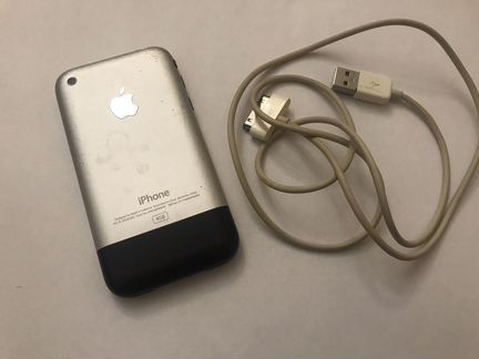 iPhone первый